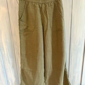 Aerie Olive Green 100% Cotton Summer Reset Trousers